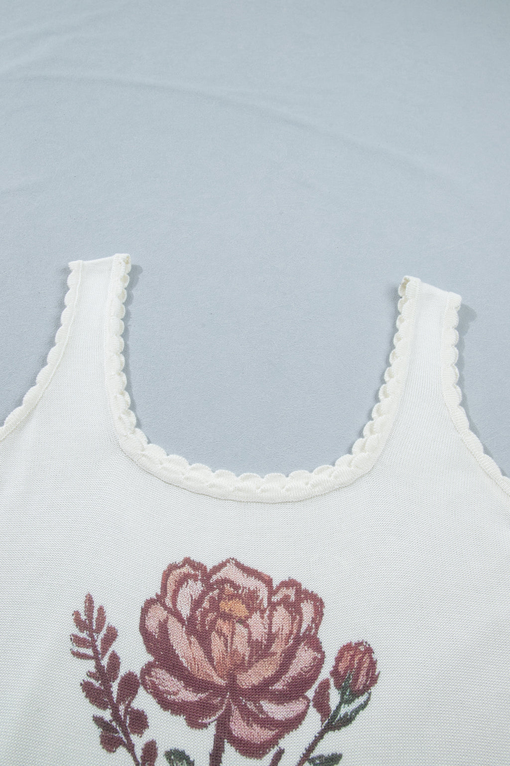 White Plus Size Floral Print Scalloped Trim Square Neck Tank
