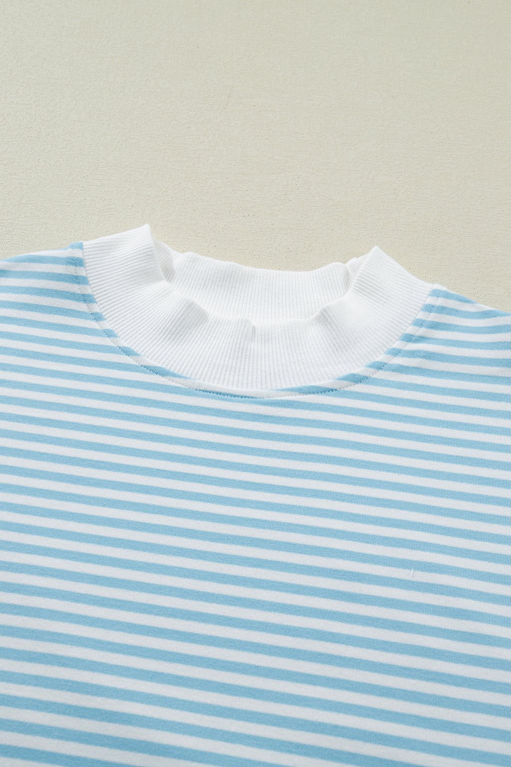 Pink Stripe Cuffed Sleeve Contrast Mock Neck Tee Casual 2pcs Short Set