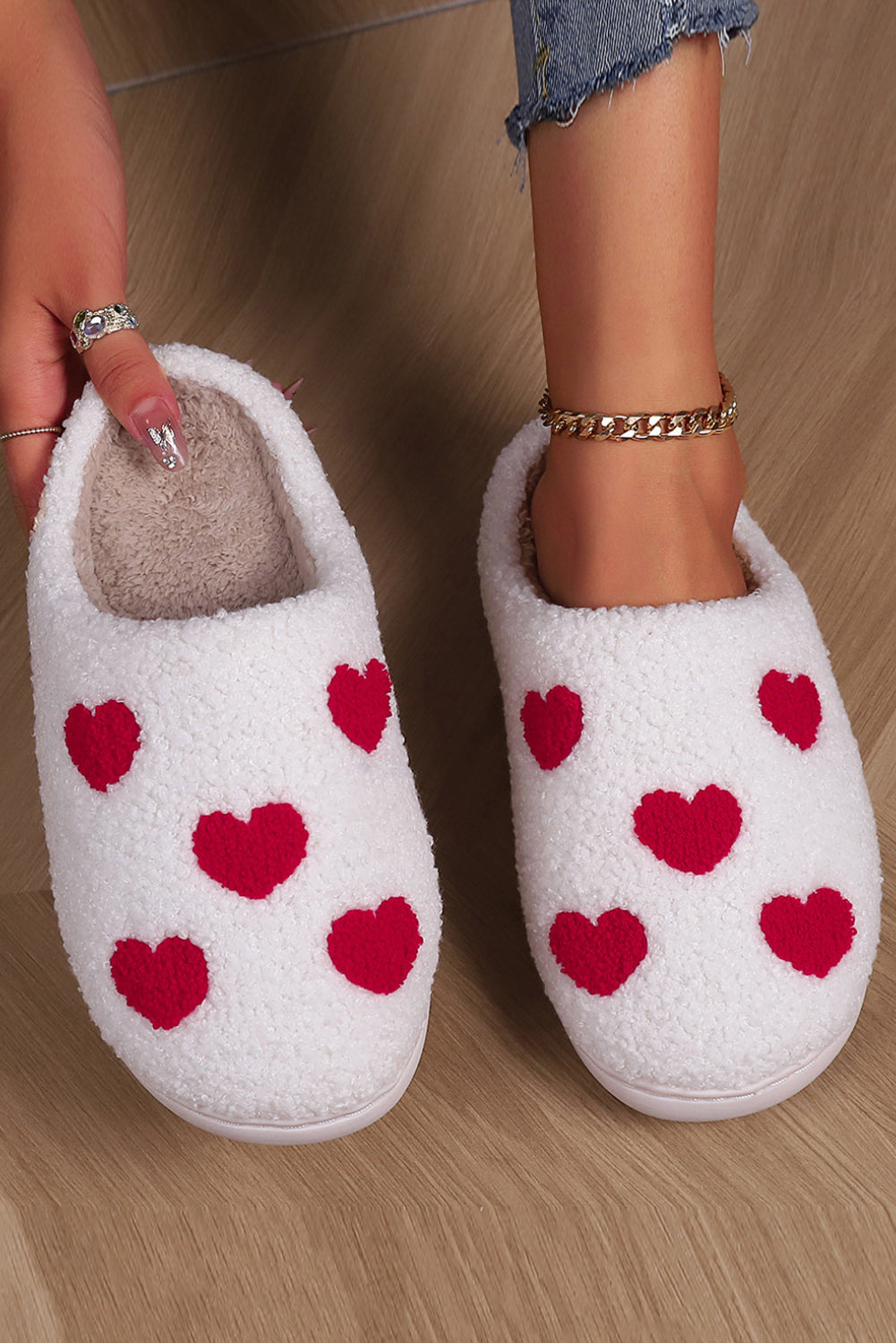 White Heart Print Plush House Slippers