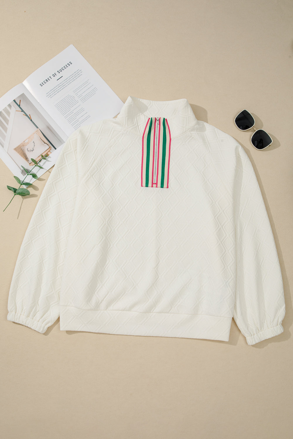 Beige Plus Size Rhombus Texture Contrast Striped Collar Baggy Sweatshirt