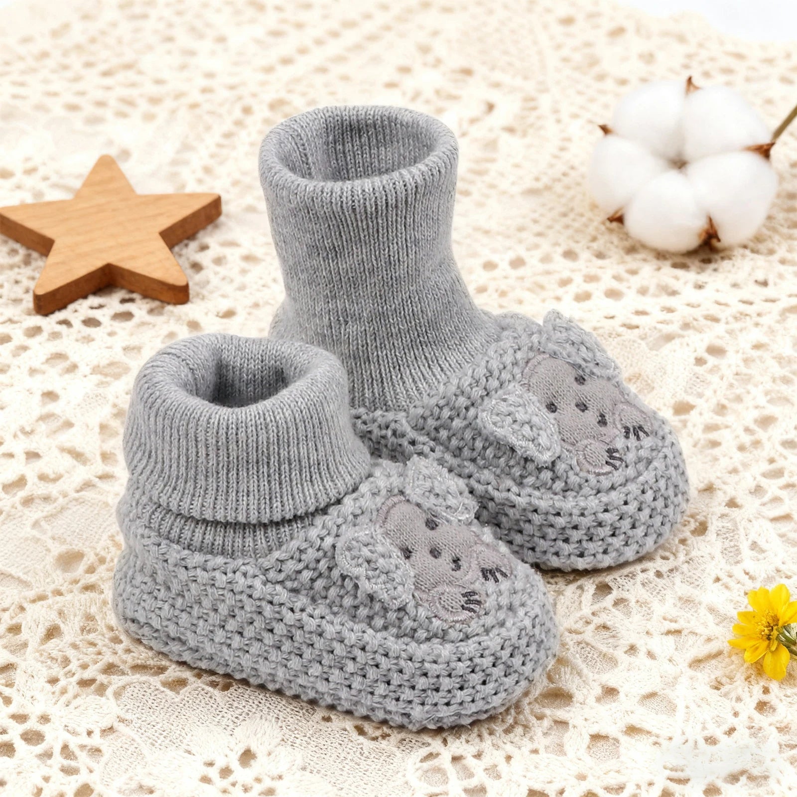 0-12months Infant Knitted Baby Booties with Ears Soft shoes for baby girls Comfortable Winter Shoes