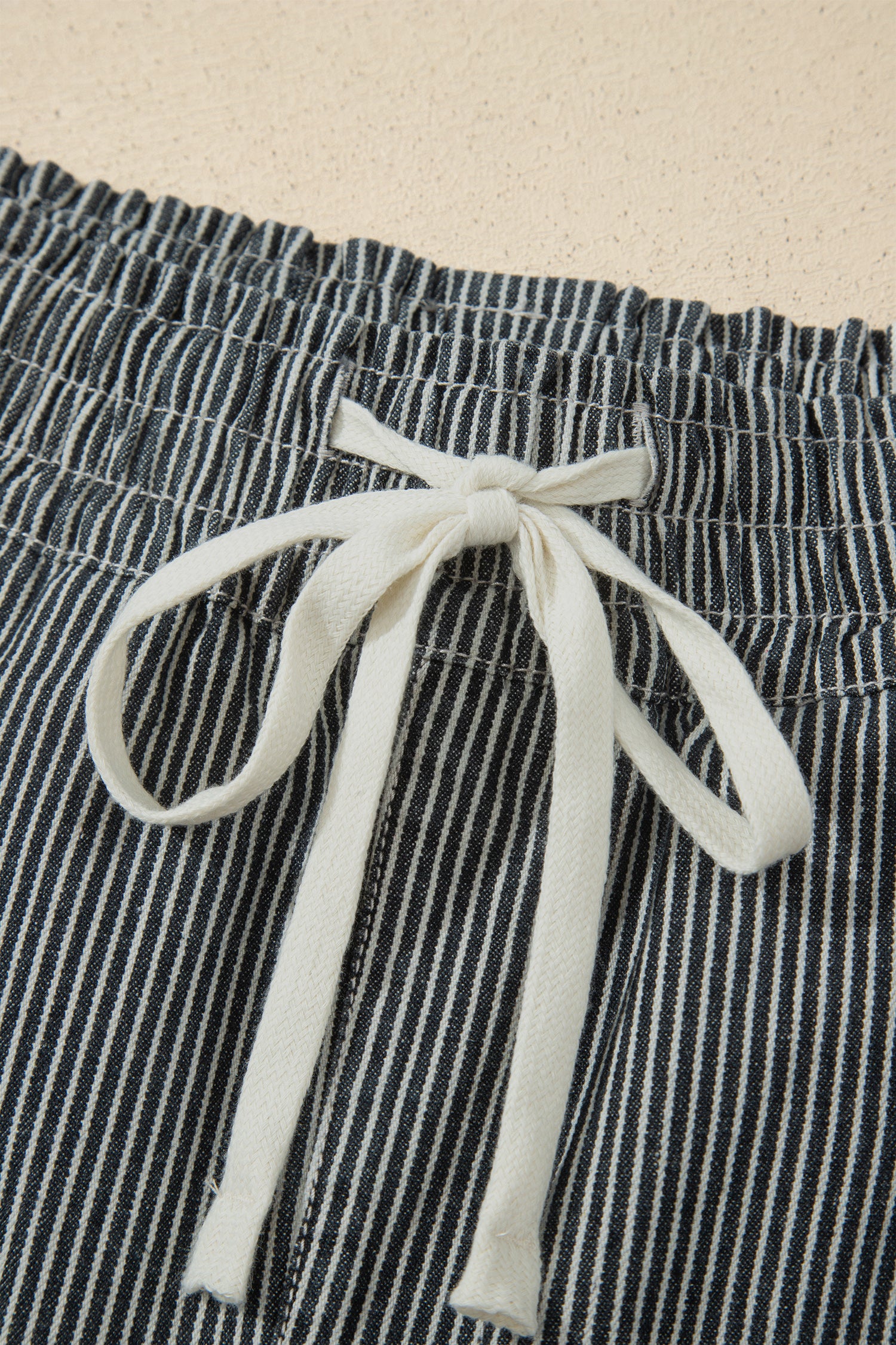 Black Stripe Raw Edge Drawstring Elastic Waist Casual Denim Shorts