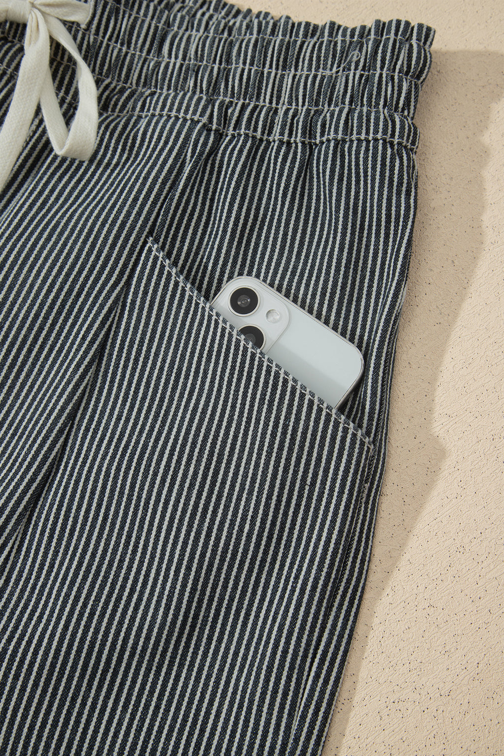Black Stripe Raw Edge Drawstring Elastic Waist Casual Denim Shorts