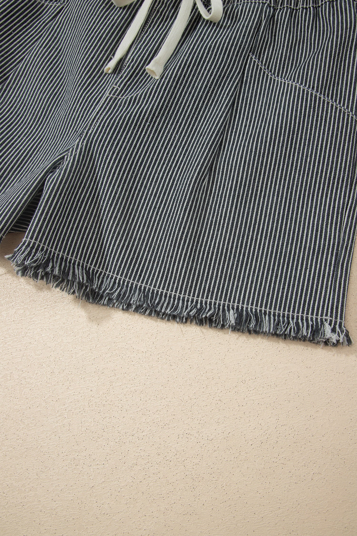 Black Stripe Raw Edge Drawstring Elastic Waist Casual Denim Shorts